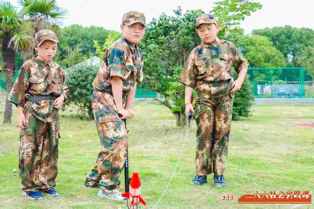 苏州三六六青少年社会实践暑期夏令营户外拓展军事训练体验活动图2