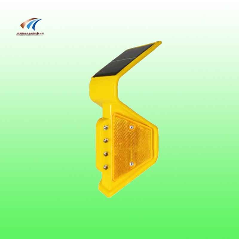 包头市波形护栏警示灯 梯形太阳能轮廓标护栏灯价格图3